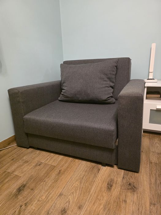 Fotel jednoosobowy rozkładany z funcją spania. Amerykanka.