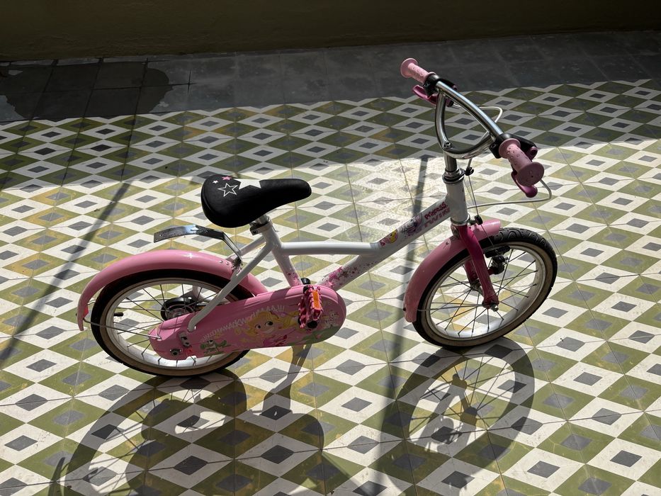 Bicicleta 16 polegadas 4,5-6 anos