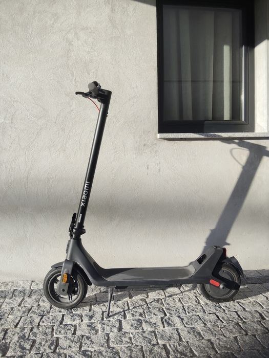 Trotinete Elétrica Xiaomi [Modelo, ex: Scooter 4] – Como Nova / Excelente Estado