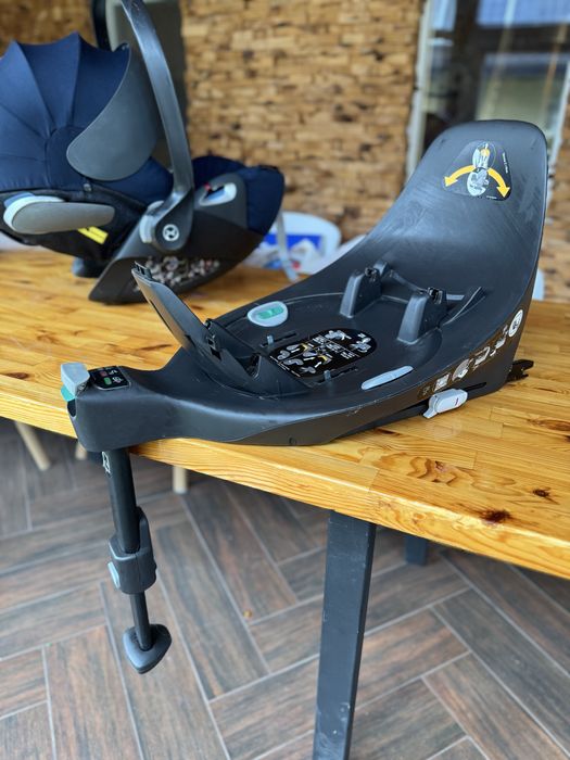 Комплект Автолюлька Cybex Cloud Z i-Size platinum+ база Cybex Base