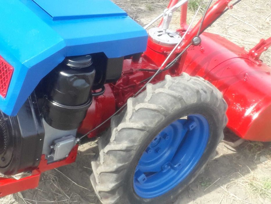 motocultivador a gasoleo NIBBI com frese