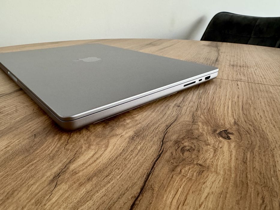 Macbook Pro 16 M2 Pro 2023