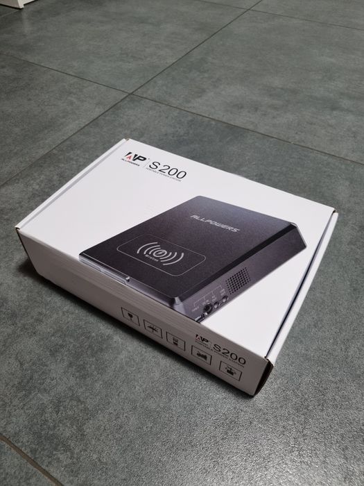 Портативна зарядна станція AllPowers S200