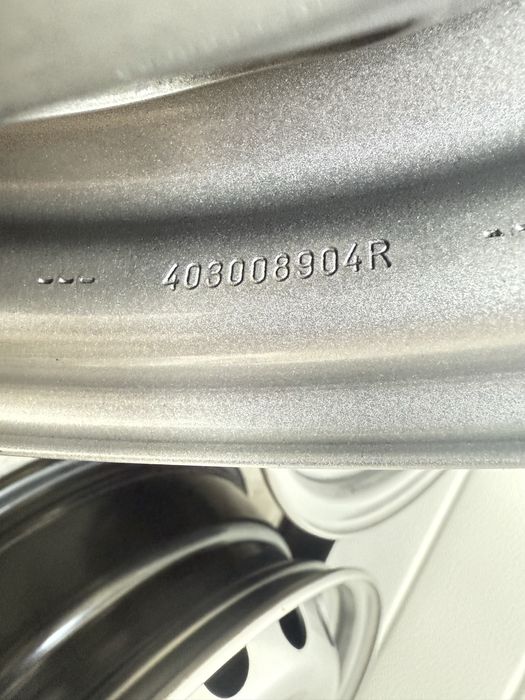 Renault Master 3/4 Felgi 16”