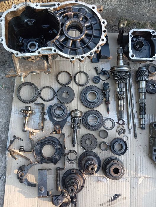 Коробка гольф 4 розібрана