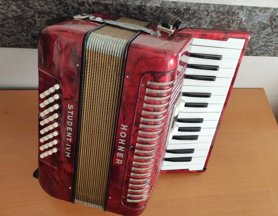 Acordeão Hohner Student à Segunda Voz - Acordeon