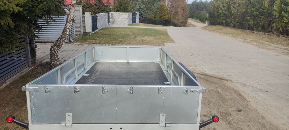 Wynajem przyczepy DMC 2T