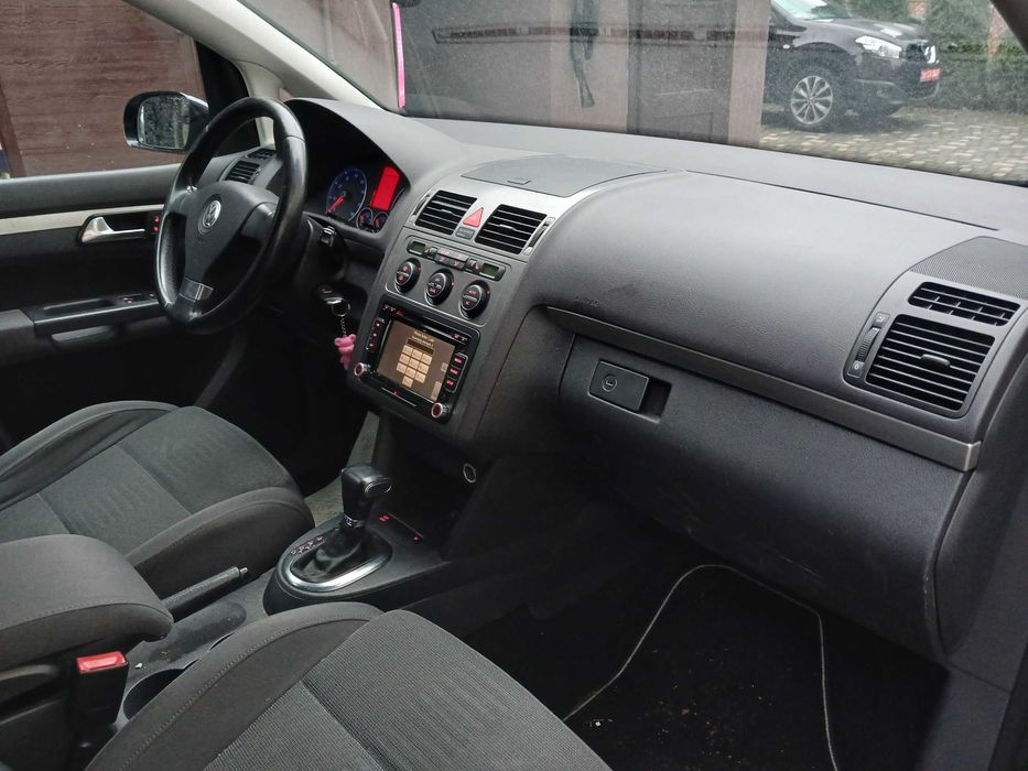 Volkswagen Touran 2008 VIN WVGZZZ1TZ9W039460 фото оголошення 13 з 24