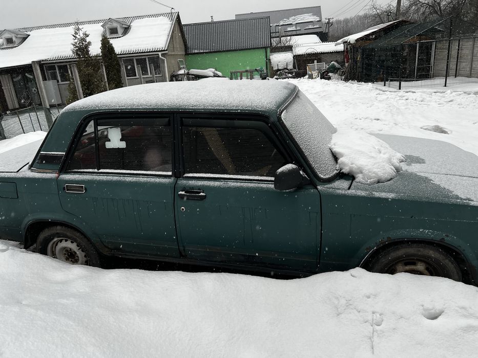 Продам ваз 2107.