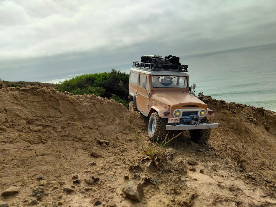 FMS Toyota FJ40 - Scale Crawler