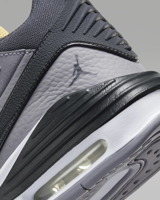 Розпродаж!!!  Кросівки 3.550 100% оригінал NIKE JORDAN AIR MAX AURA 5