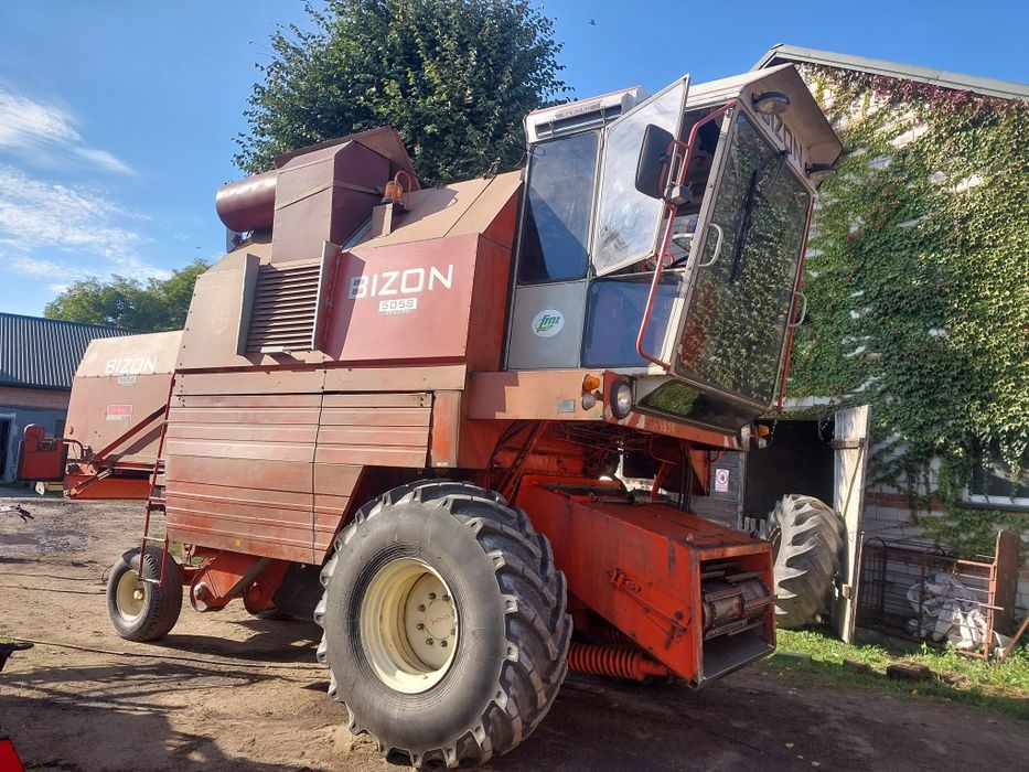 Kombajn zbożowy Bizon Rekord .