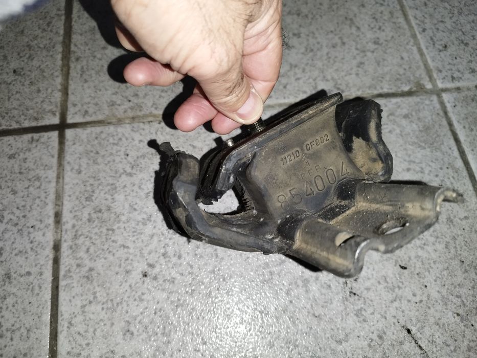 Nissan Terrano 2 Ford Maverick vários