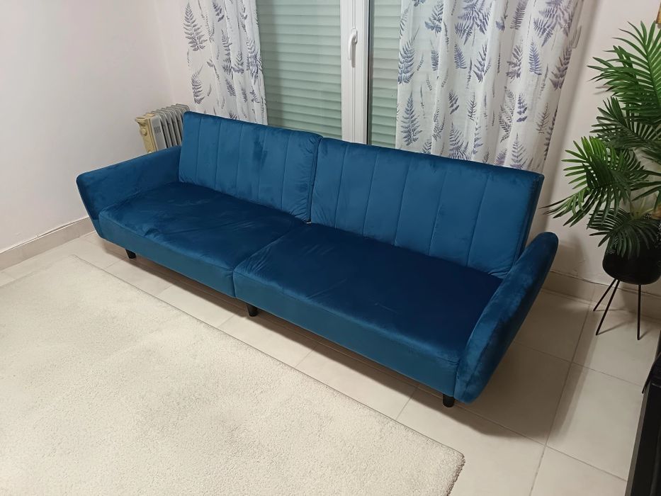 Sofá cama veludo azul