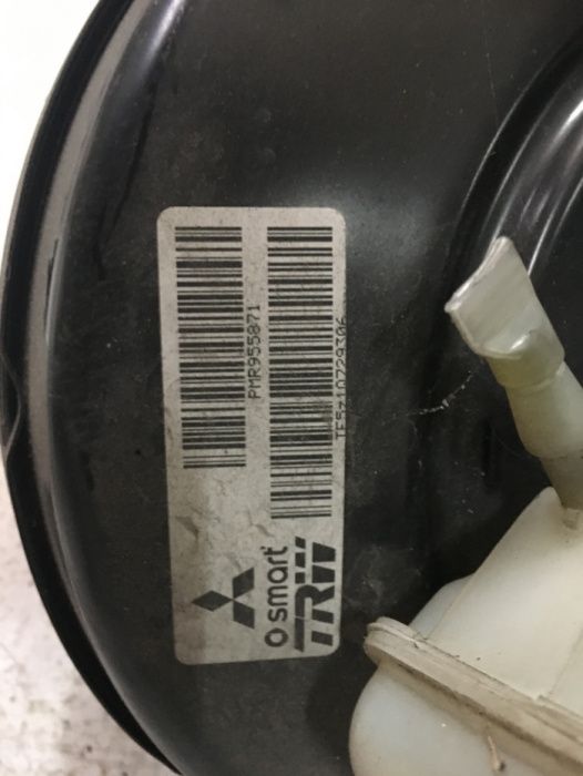 servofreio bomba travoes smart forfour mitsubishi