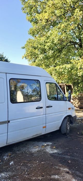 Mercedes Benz Sprinter