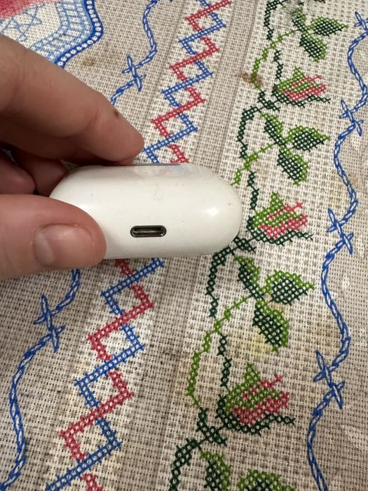 AirPods Pro  оригинал кейс