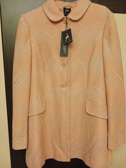 Піджак, тренч  новий персиковий