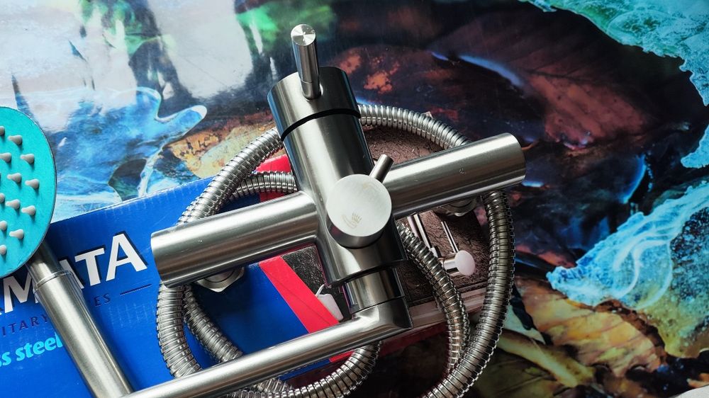 Смеситель для ванны из нержавеющий стали ARMATA SUS-006 (EURO)