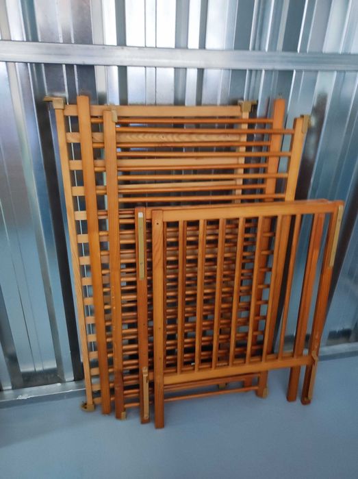 Camas de bebé variadas se