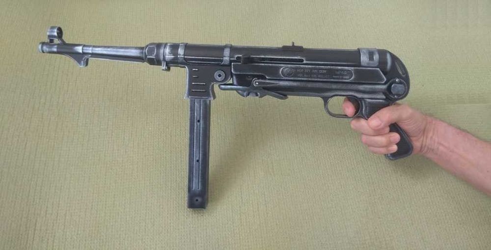 Детский Автомат MP-40 Пластмассовый - Игрушка НЕ РАБОЧАЯ.