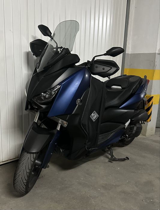 Yamanha xmax 125