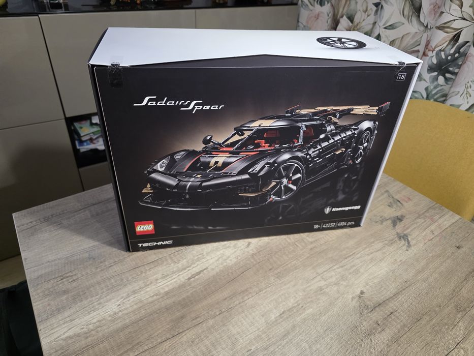Novo Lego Technic 42232 Koenigsegg Sadair's Spear Megacar