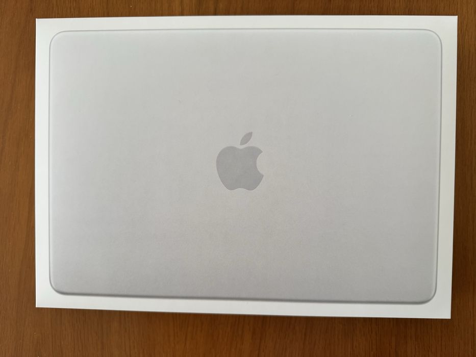Macbook Neo novo 8/256