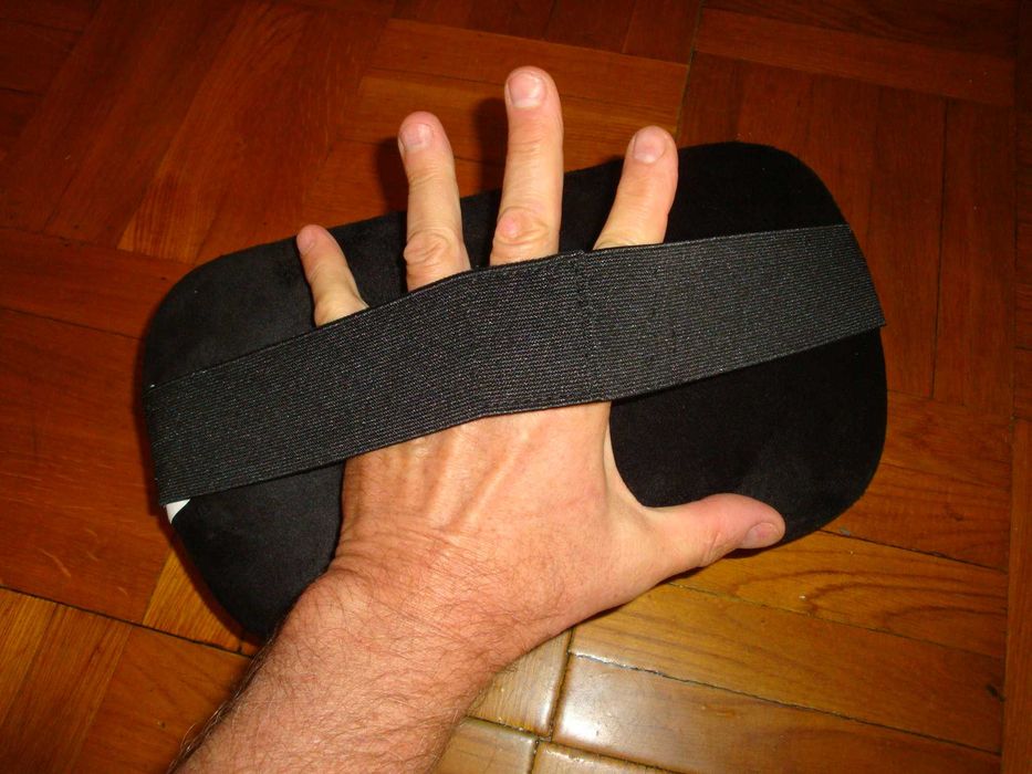 Массажная подушка электр.SILVERCREST-Германия( шея / спина / ноги )