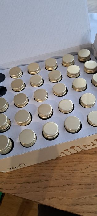 Buteleczki pojemniczki  puste po kolagenie