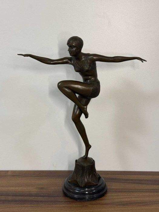 бронзовая статуетка фигурка танцовщица арт-деко бронза мрамор винтаж
