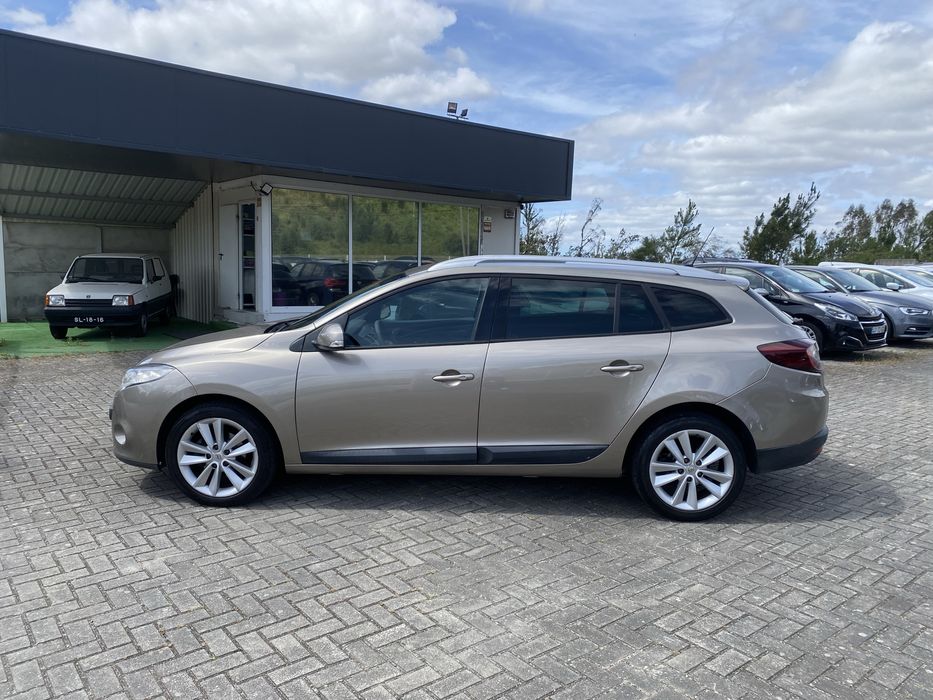 Renault Megane 1.5 dci 110cv + GPS + Nacional