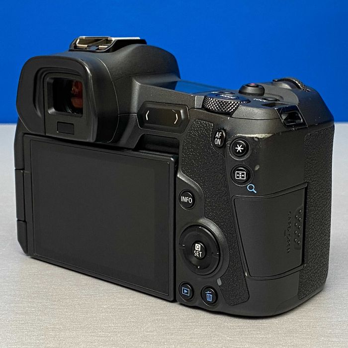 Canon EOS R (Corpo) - 30.3MP