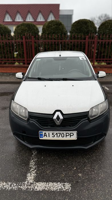 Renault Logan 2015 газ/бенз