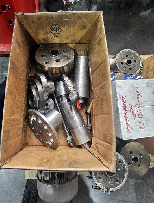 Extricom RE3 32   , 12-ślimakowy Ring Extruder