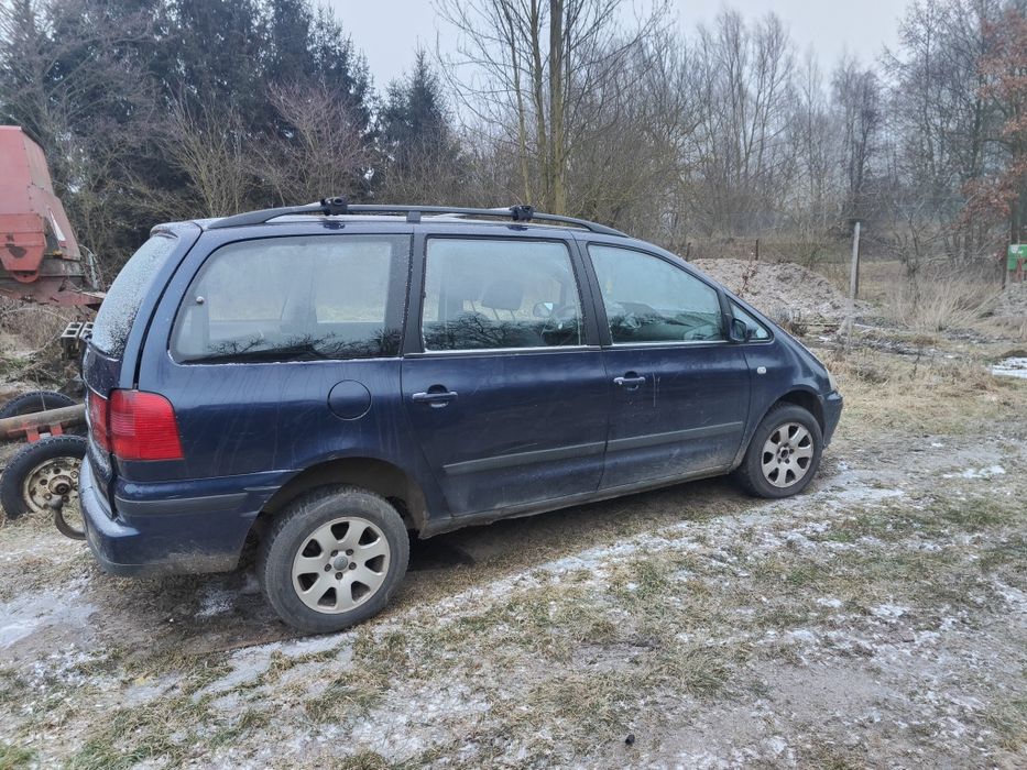 Seat Alhambra - niezastąpiony