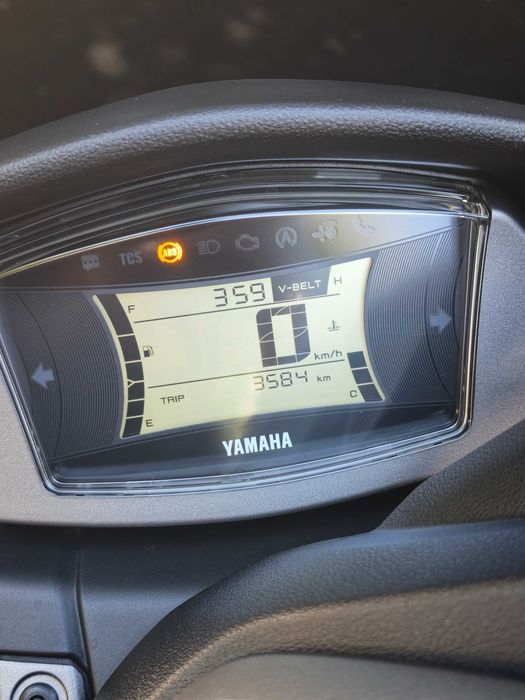 Yamaha nmax 125