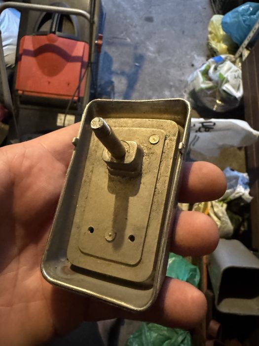 Znaczek polski fiat 126 maluch i 600 znaczek