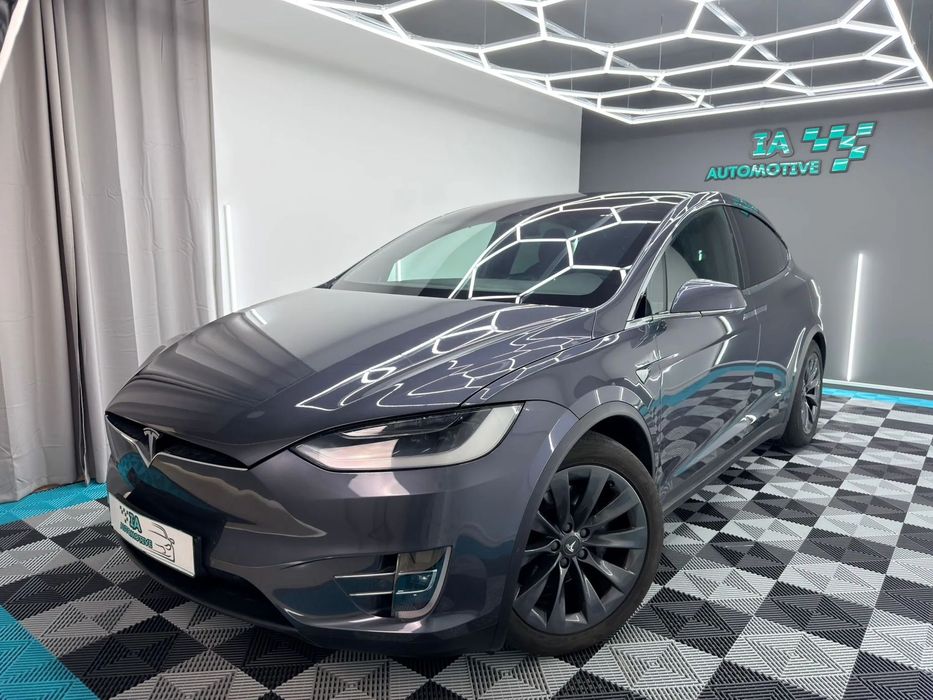 Tesla Model X 100D