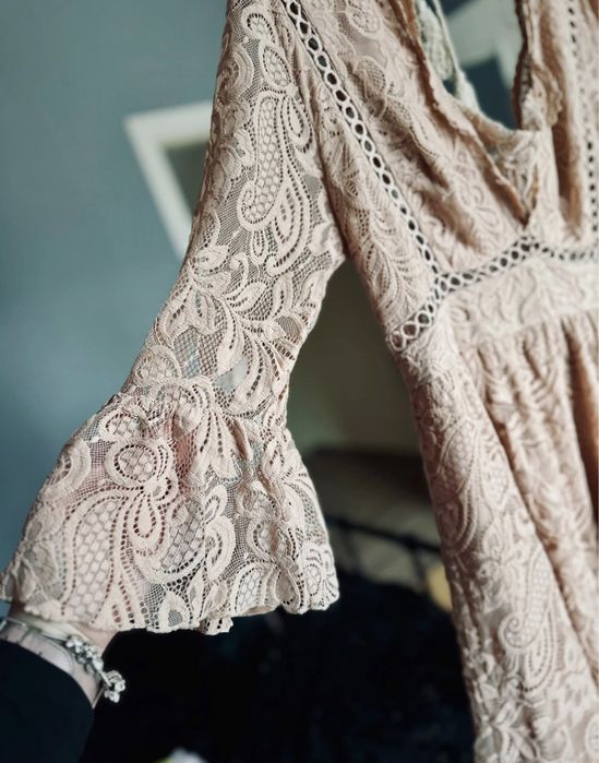 Love Triangle sukienka ażurowa koronka boho