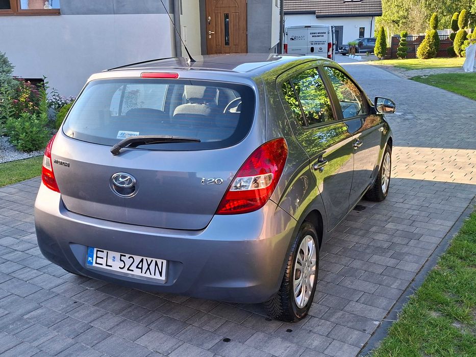 HYUNDAI I 20, 2009 r