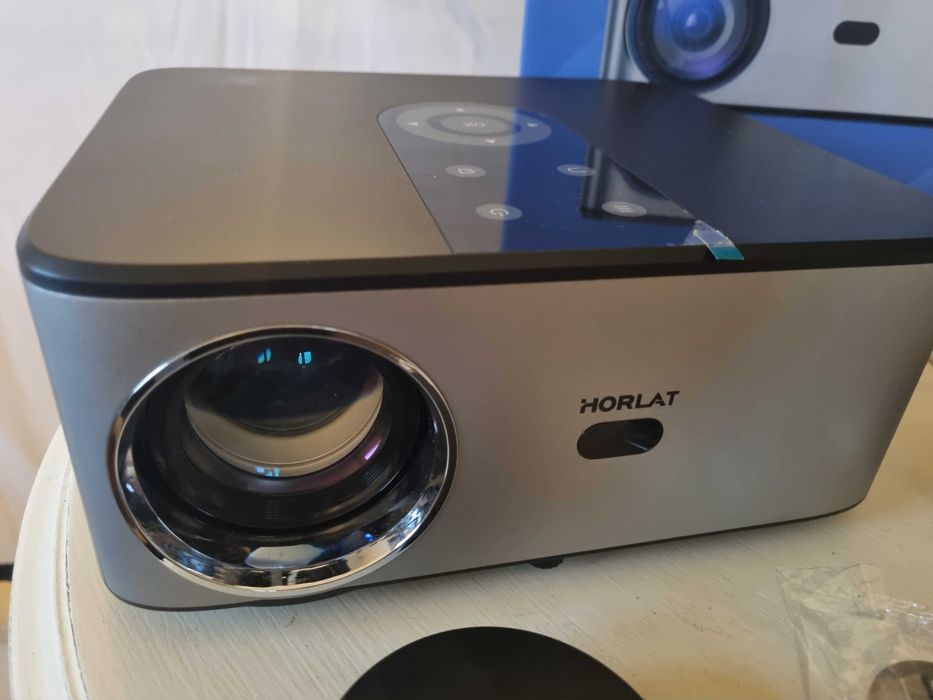 Horlat Projector 5G WiFi & Bluetooth, Cinema, Gaming 1080P Supports 4k