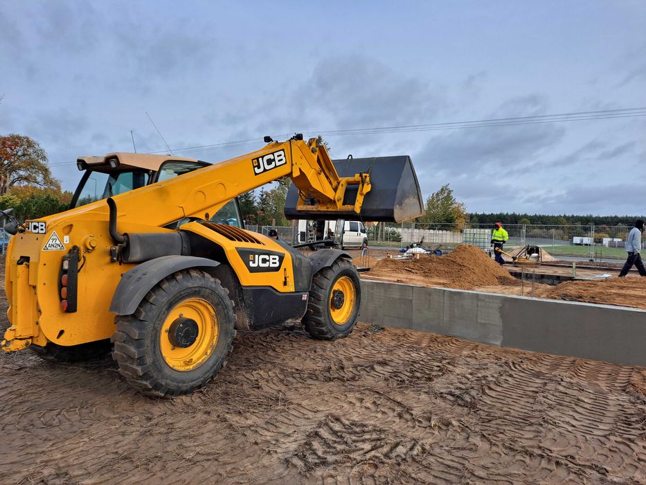 Usługi Ładowarka Teleskopowa JCB 7M,Roboty Ziemne, Prace Ziemne,