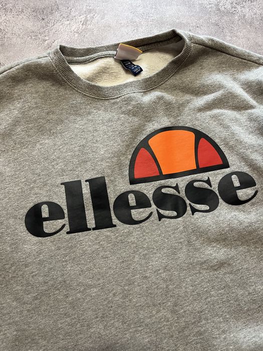 Світшот Ellesse в чудовому стані