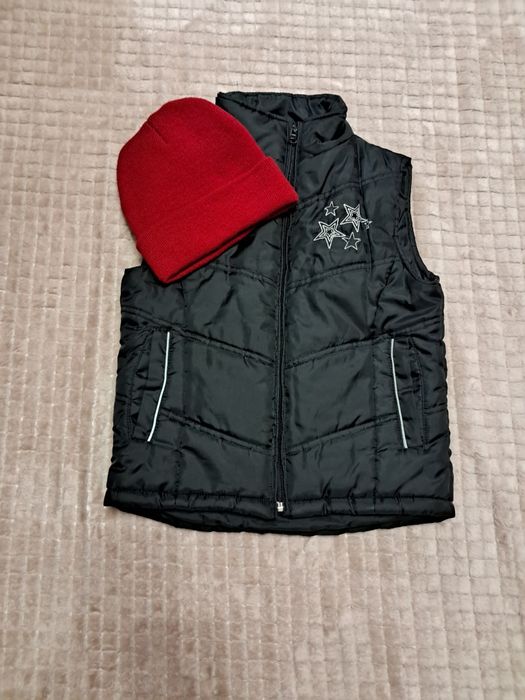 Жилетка для дівчинки+ шапочка в подарунок.