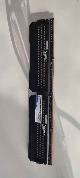 2x8 16gb ddr4 3200hz Team group prodark