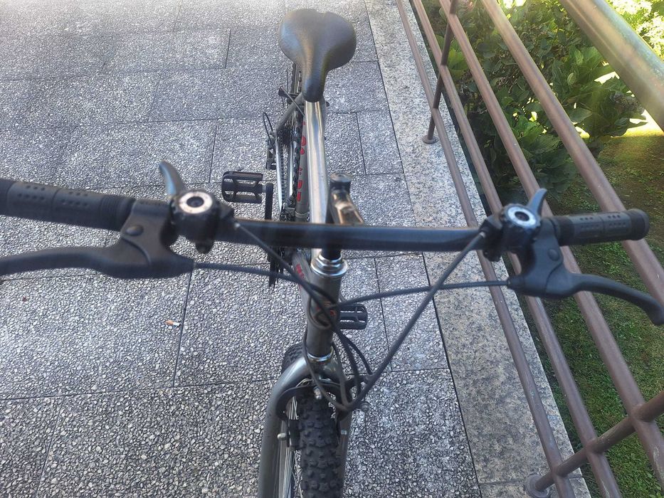 Bicicleta BTT Top Fun Roda 26 + Bomba de Ar com Manómetro