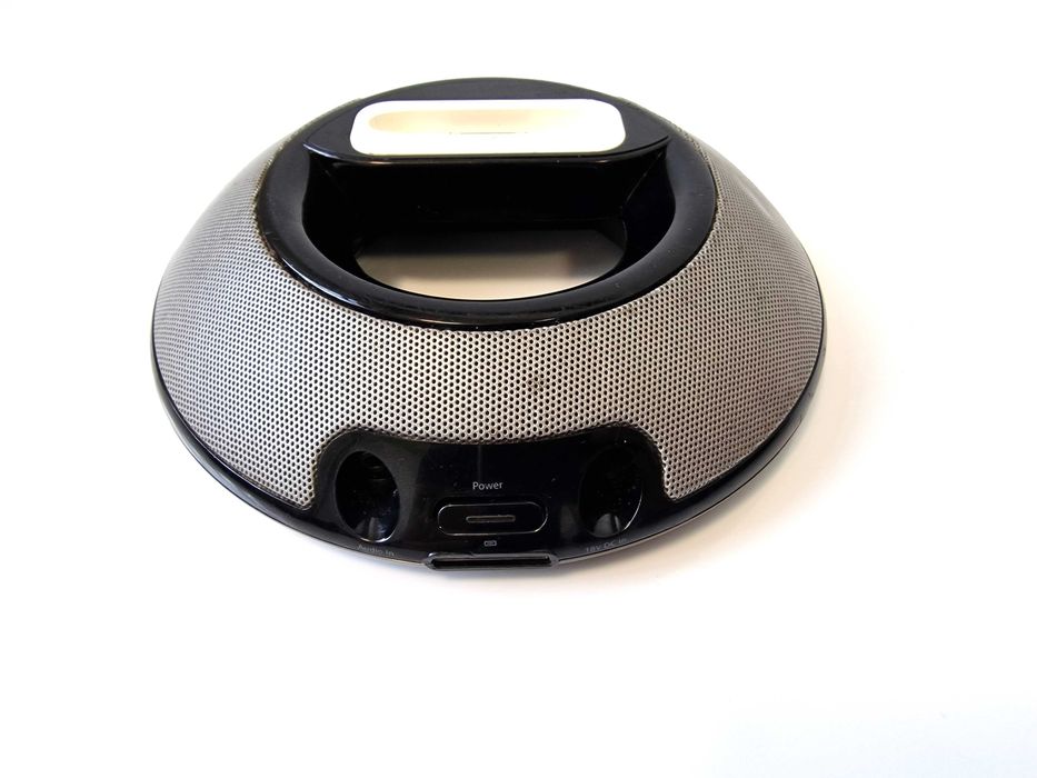 JBL On Stage II - stacja dokująca z głośnikiem do iPod iPhone
