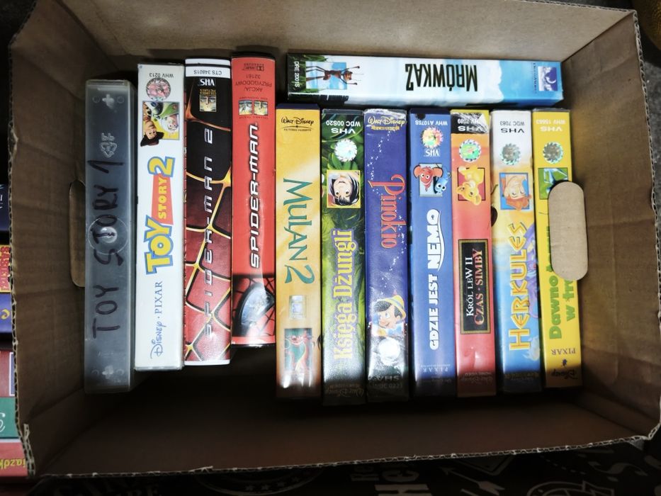 Kasety VHS pytaj o tytułu VHS
