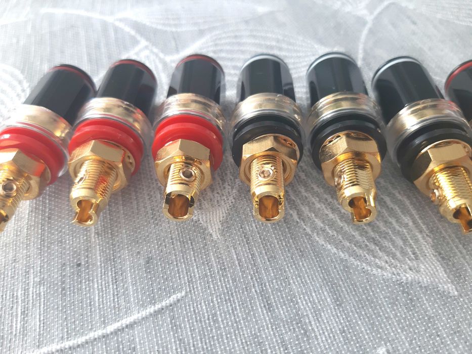 Profesjonalne złącza głośnikowe banan + śrubowe na panel